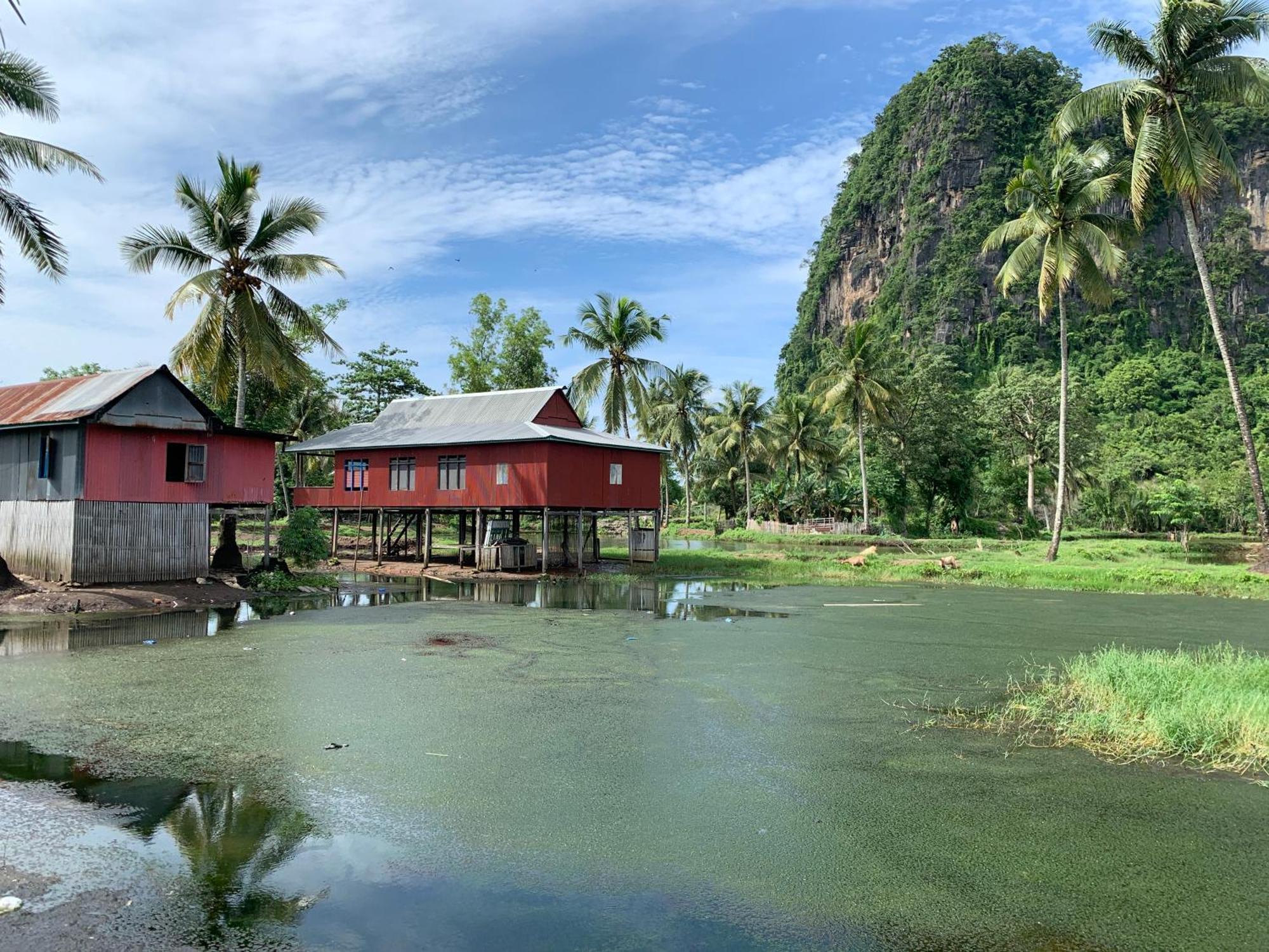 Nasrul House Homestay For Backpackers Maros 외부 사진