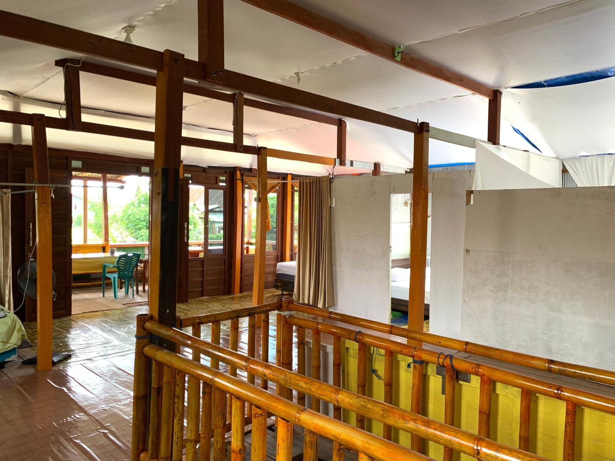Nasrul House Homestay For Backpackers Maros 외부 사진